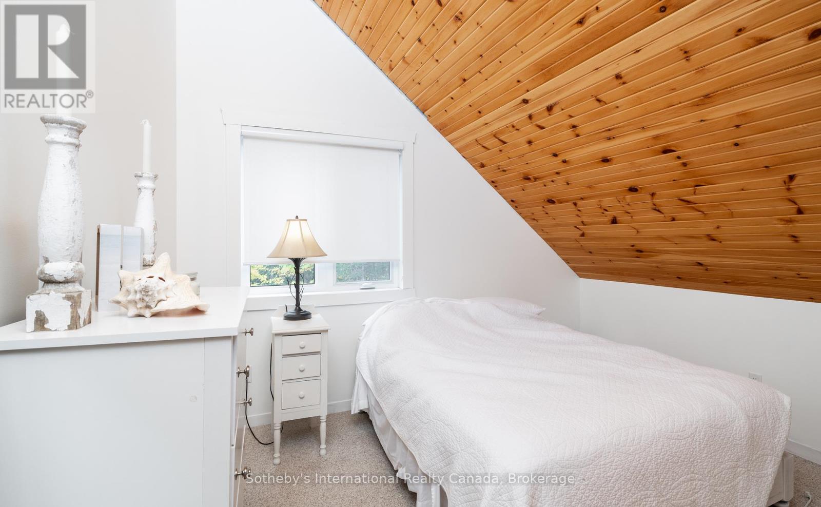 Photo 5 of 1010 Ransbury Road, Muskoka Lakes ON