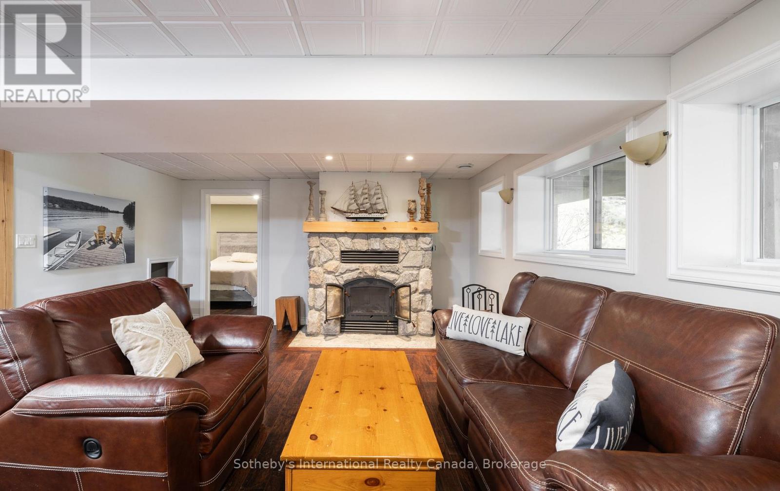 Photo 11 of 1010 Ransbury Road, Muskoka Lakes ON