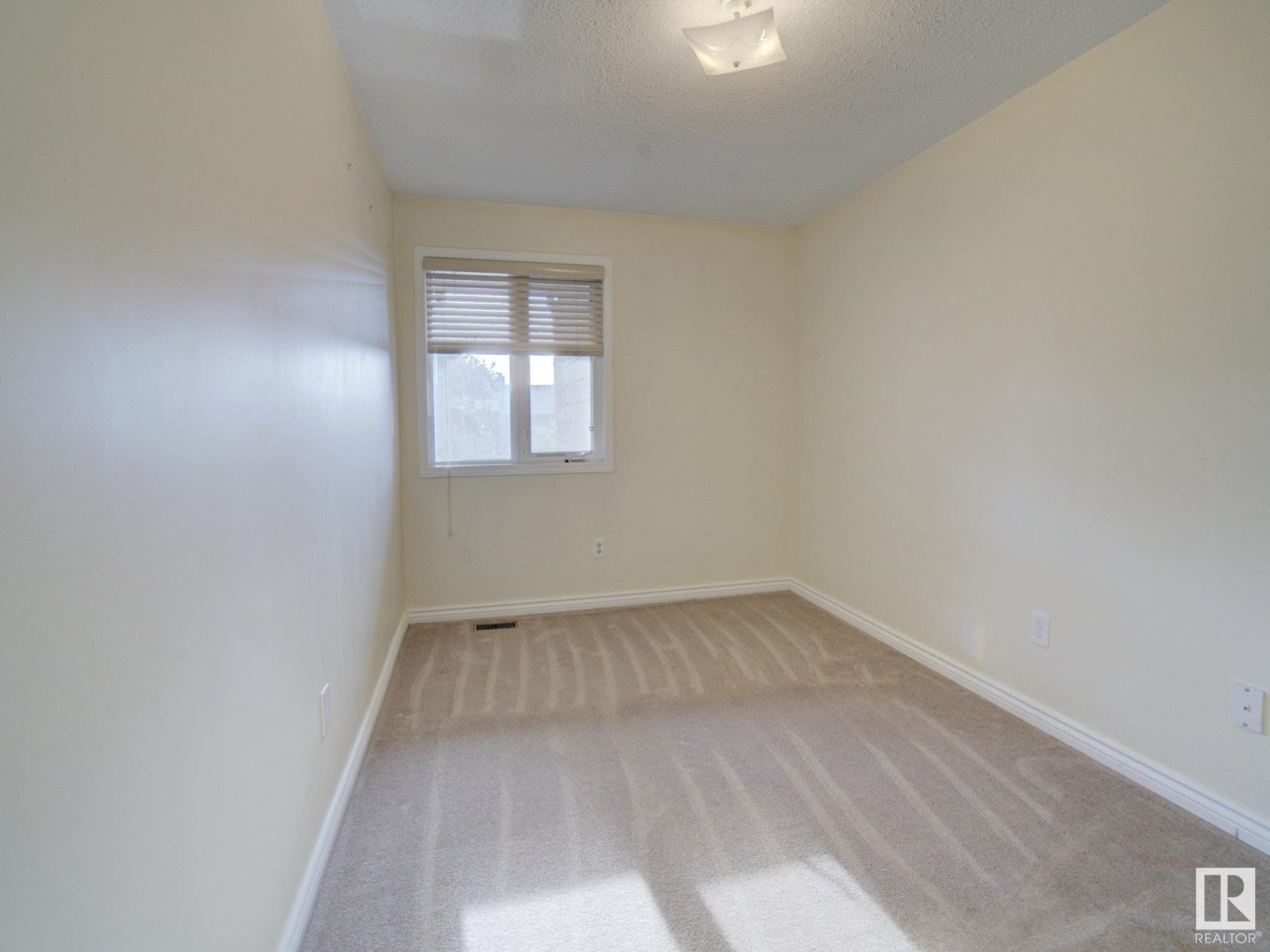 Photo 6 of 304 41 Akins Drive, St Albert AB