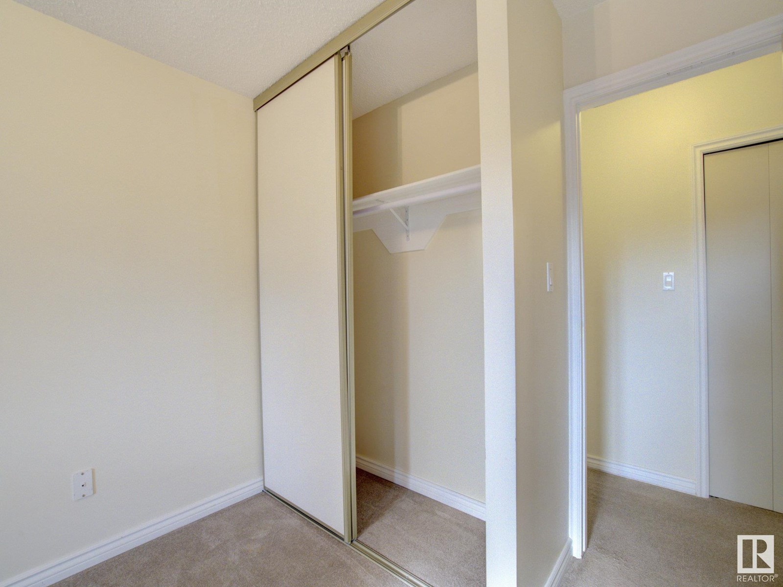 Photo 42 of 304 41 Akins Drive, St Albert AB