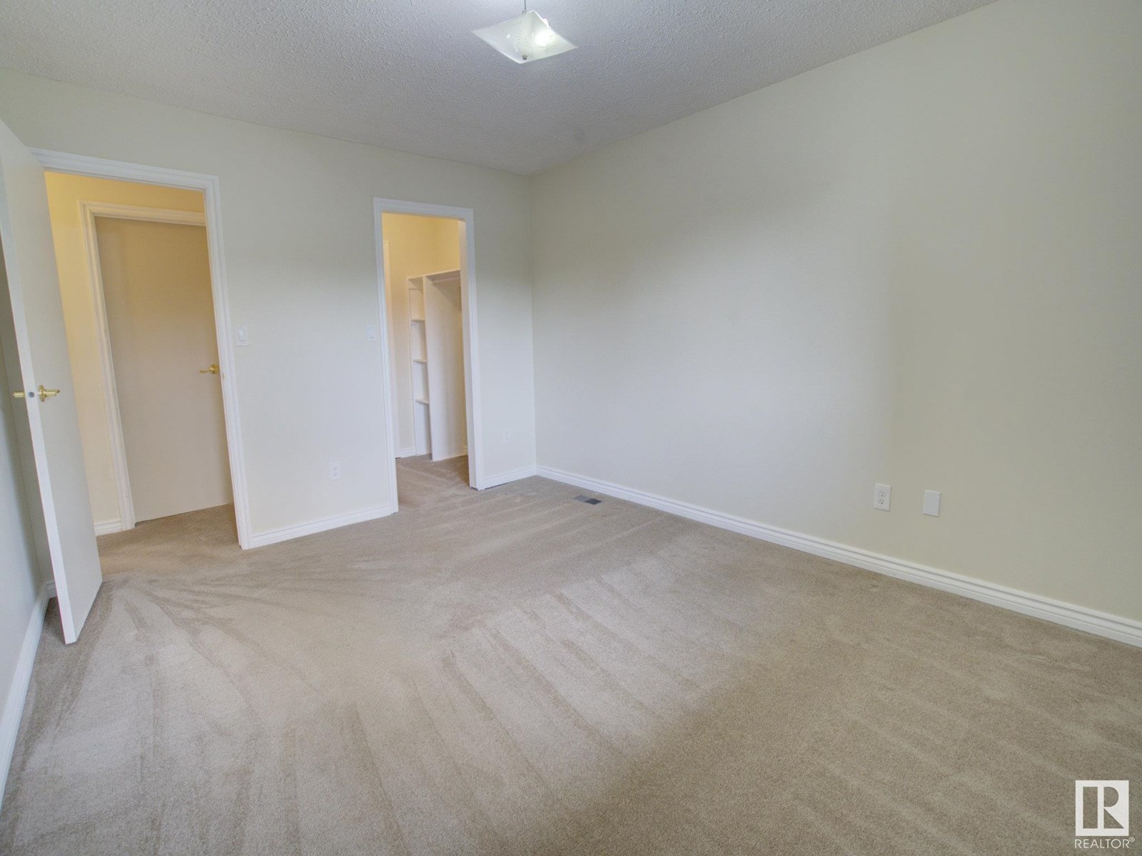 Photo 3 of 304 41 Akins Drive, St Albert AB