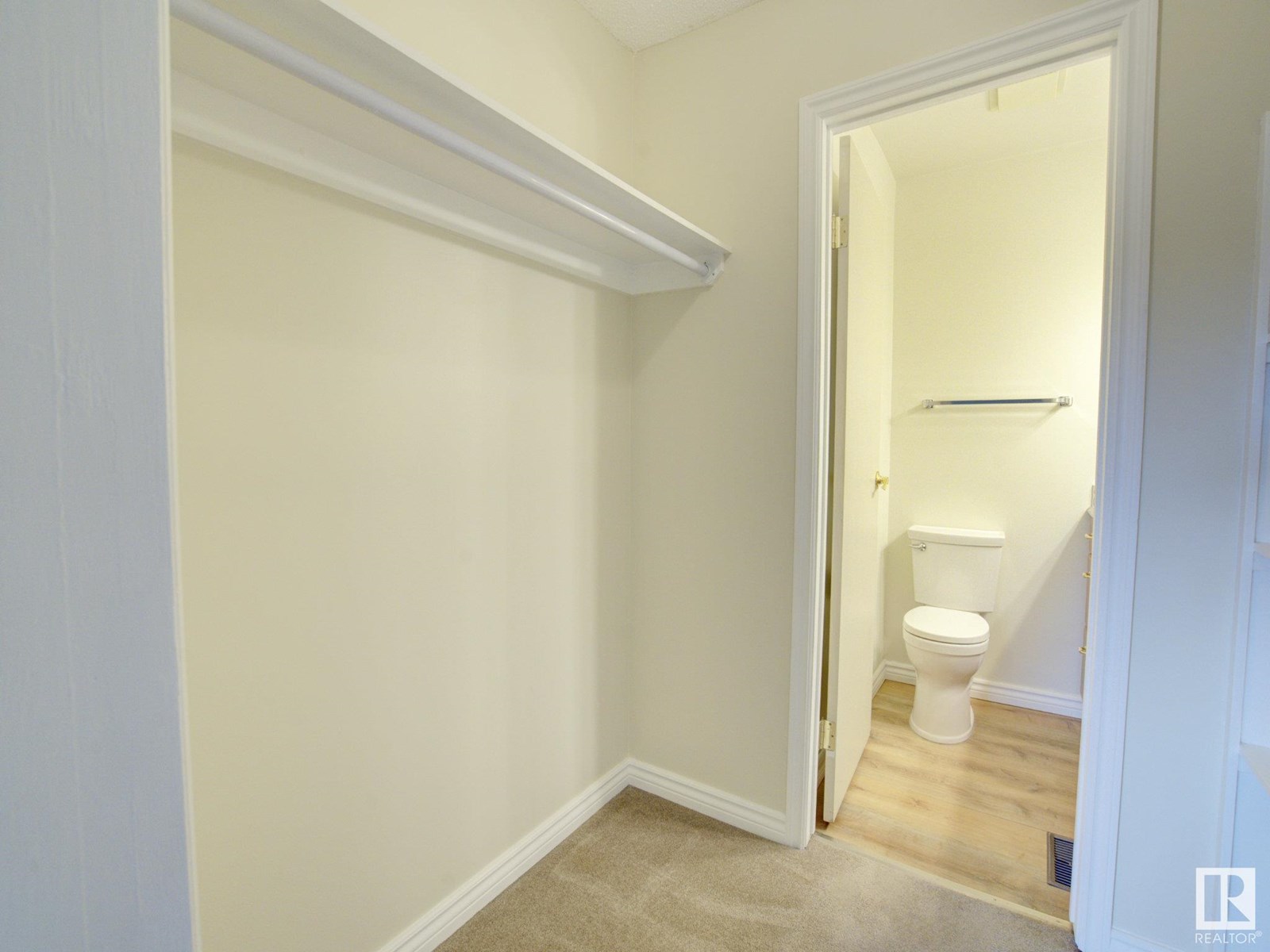 Photo 26 of 304 41 Akins Drive, St Albert AB