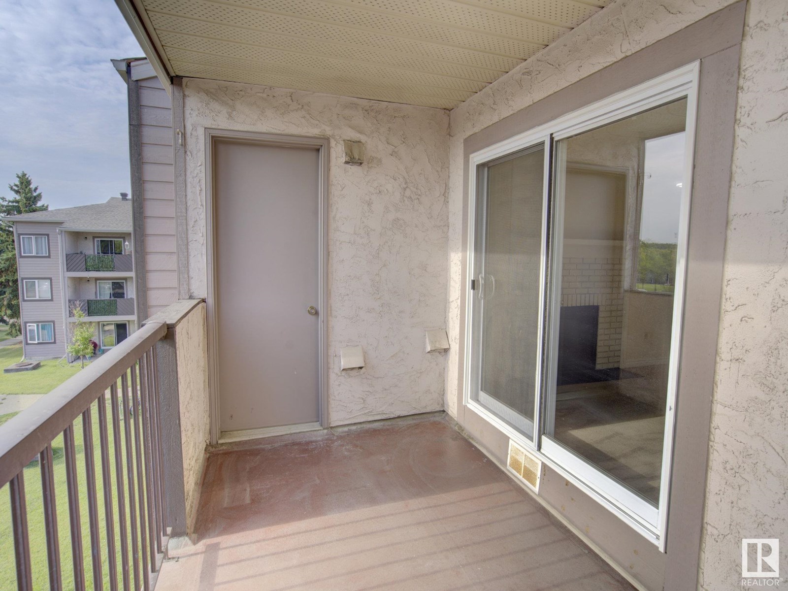 Photo 4 of 304 41 Akins Drive, St Albert AB