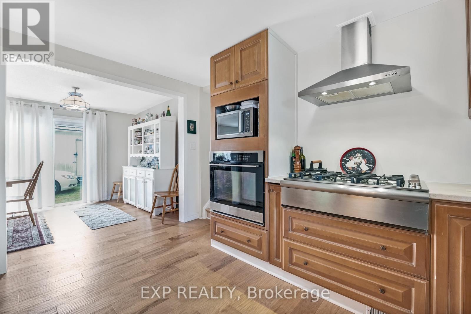 Photo 39 of 77 Seventh Street, Brock ON