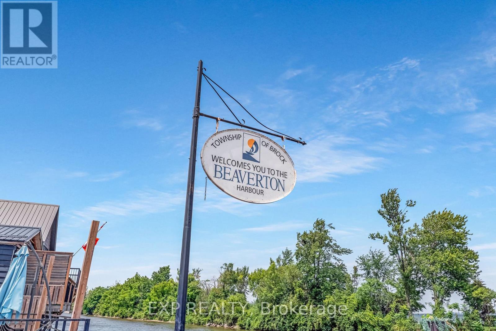 Photo 42 of 77 Seventh Street, Brock ON