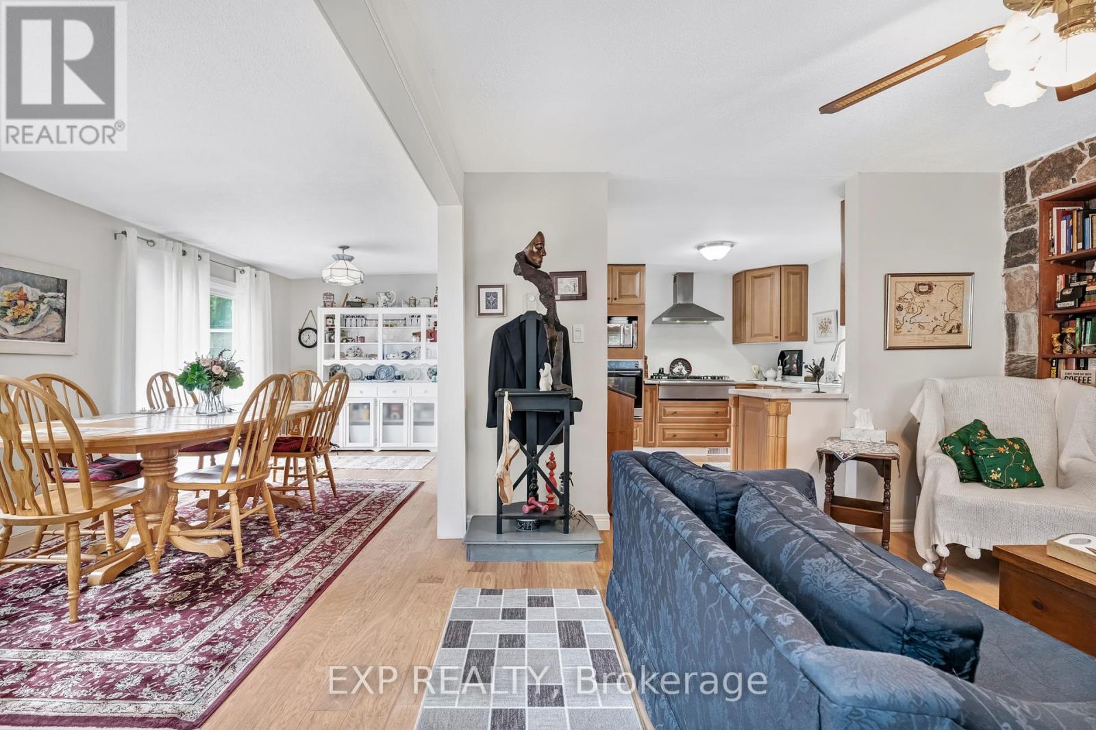 Photo 43 of 77 Seventh Street, Brock ON