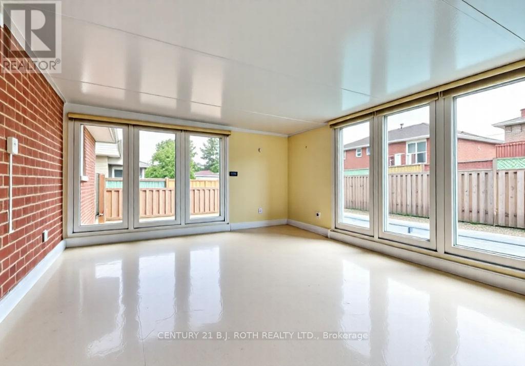 Photo 18 of 26 Johnson Street, Orillia ON