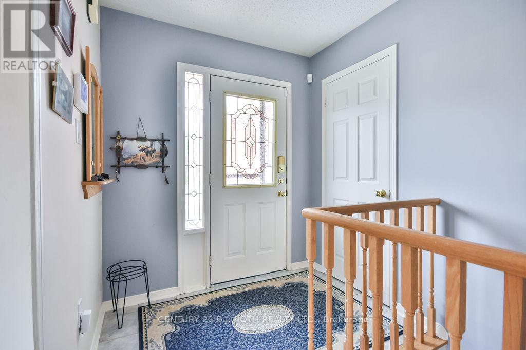 Photo 3 of 26 Johnson Street, Orillia ON
