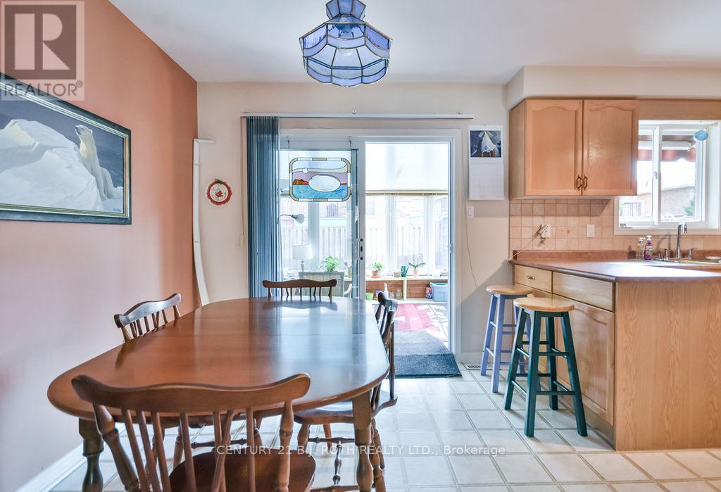 Photo 8 of 26 Johnson Street, Orillia ON