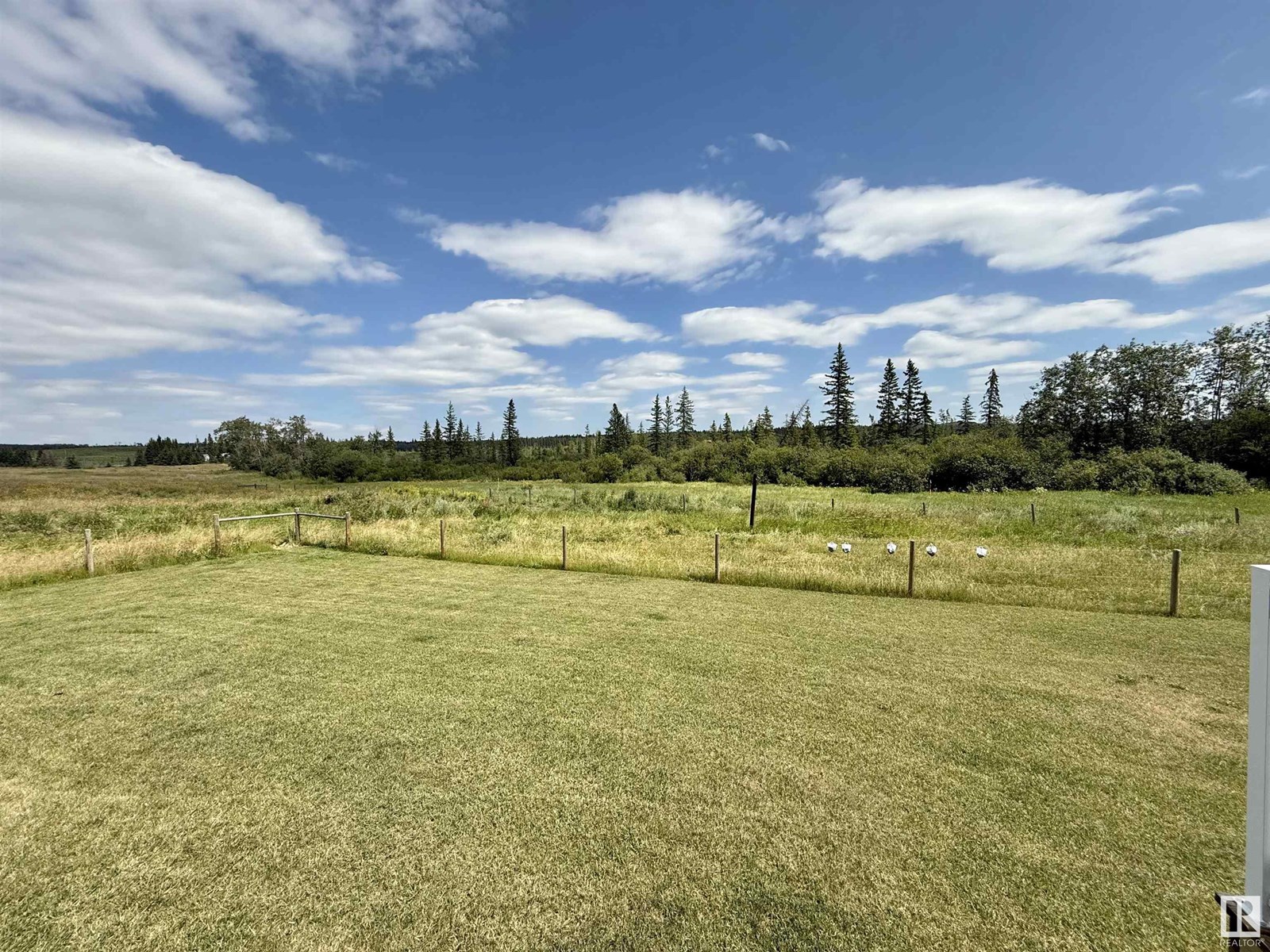 Photo 15 of Sw 28 54 11 W 4, Rural Two Hills County AB