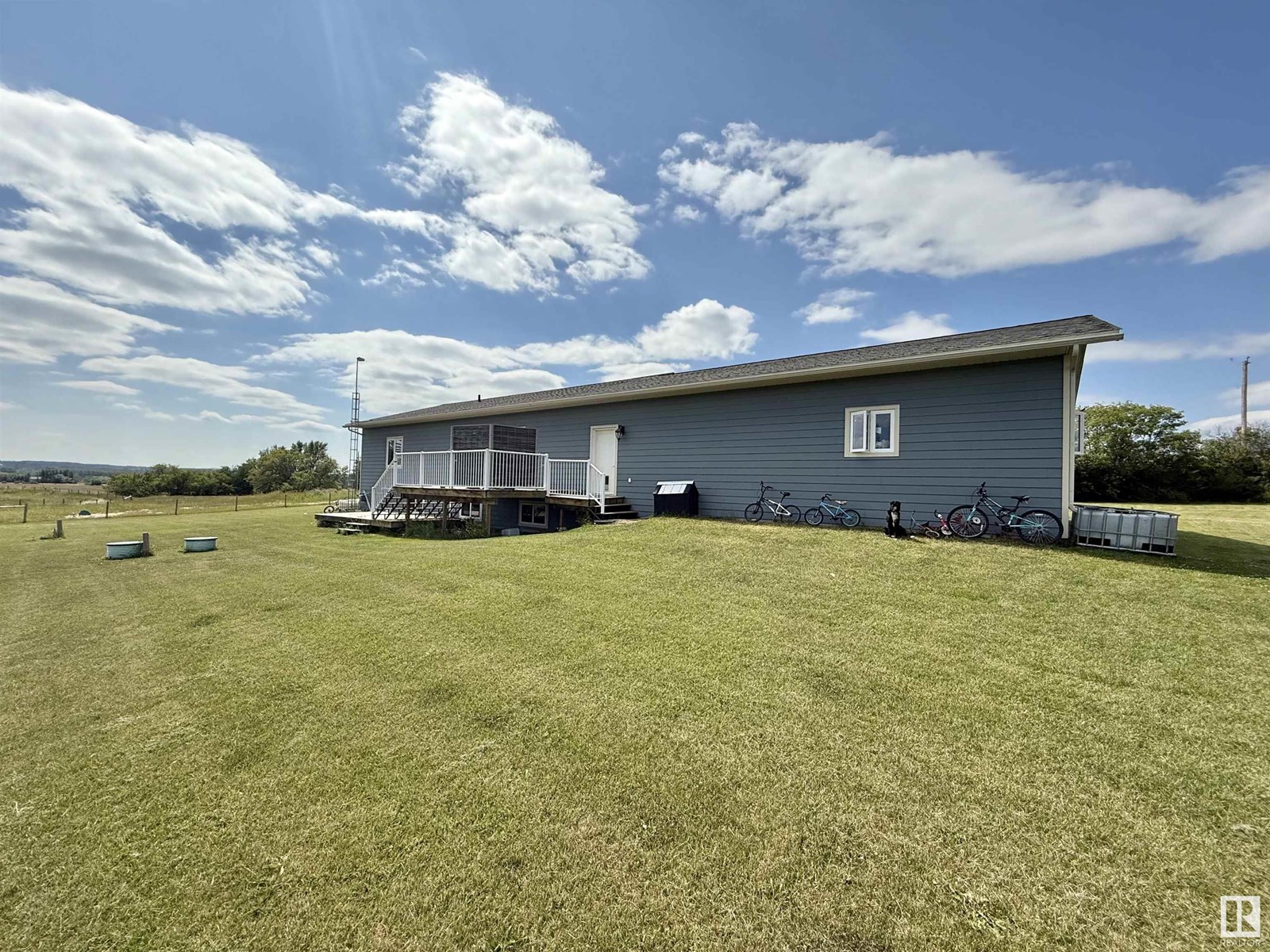 Photo 50 of Sw 28 54 11 W 4, Rural Two Hills County AB