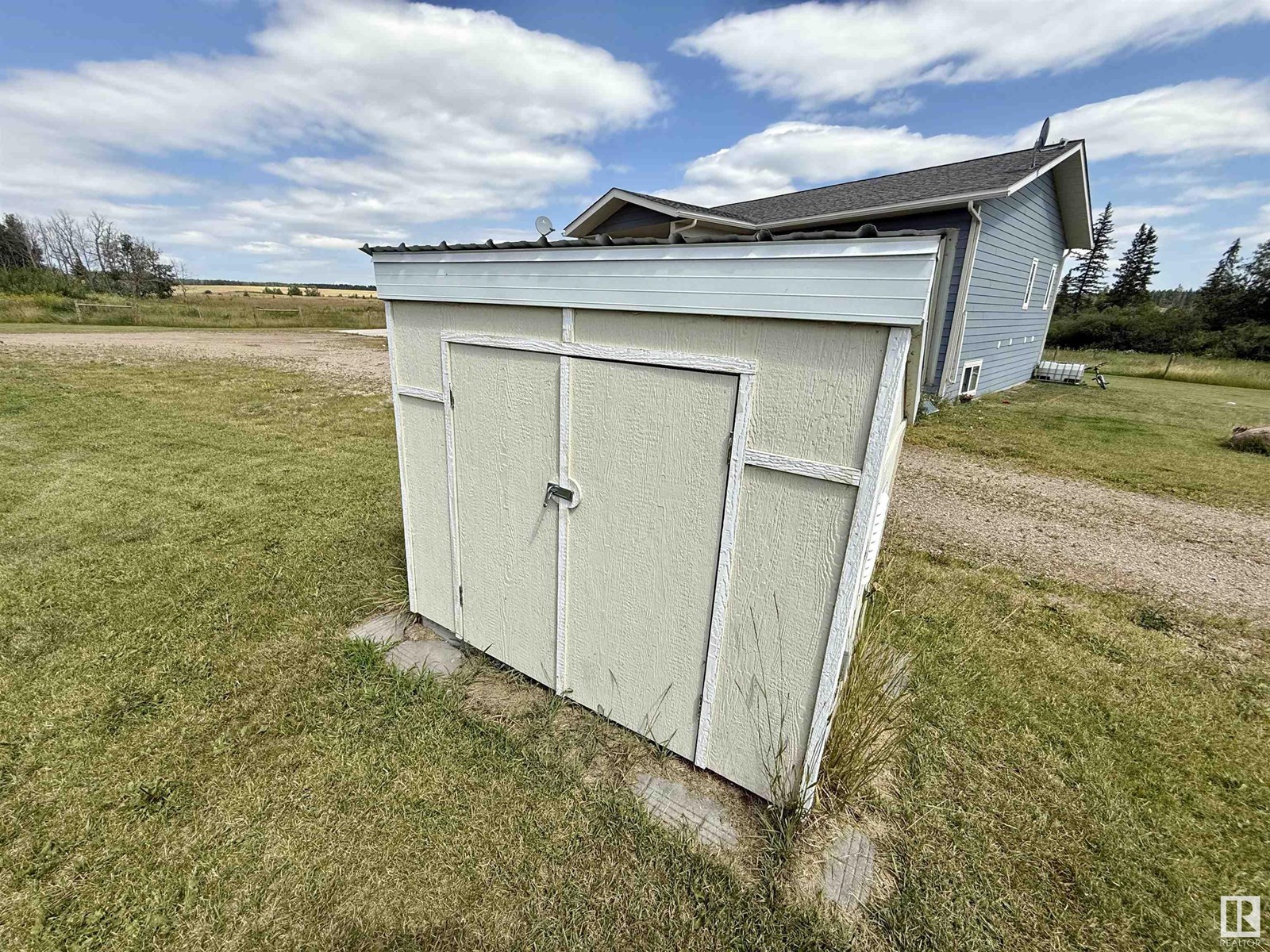 Photo 55 of Sw 28 54 11 W 4, Rural Two Hills County AB