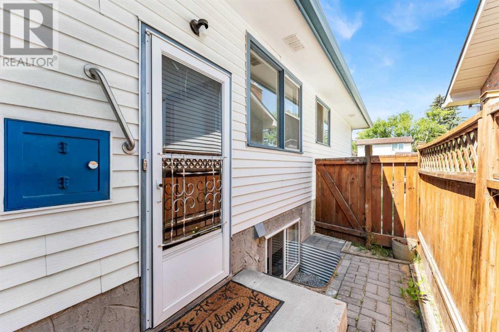 Single Family House Bungalow for Sale in  Silver Springs Hill NW Silver Springs Calgary 