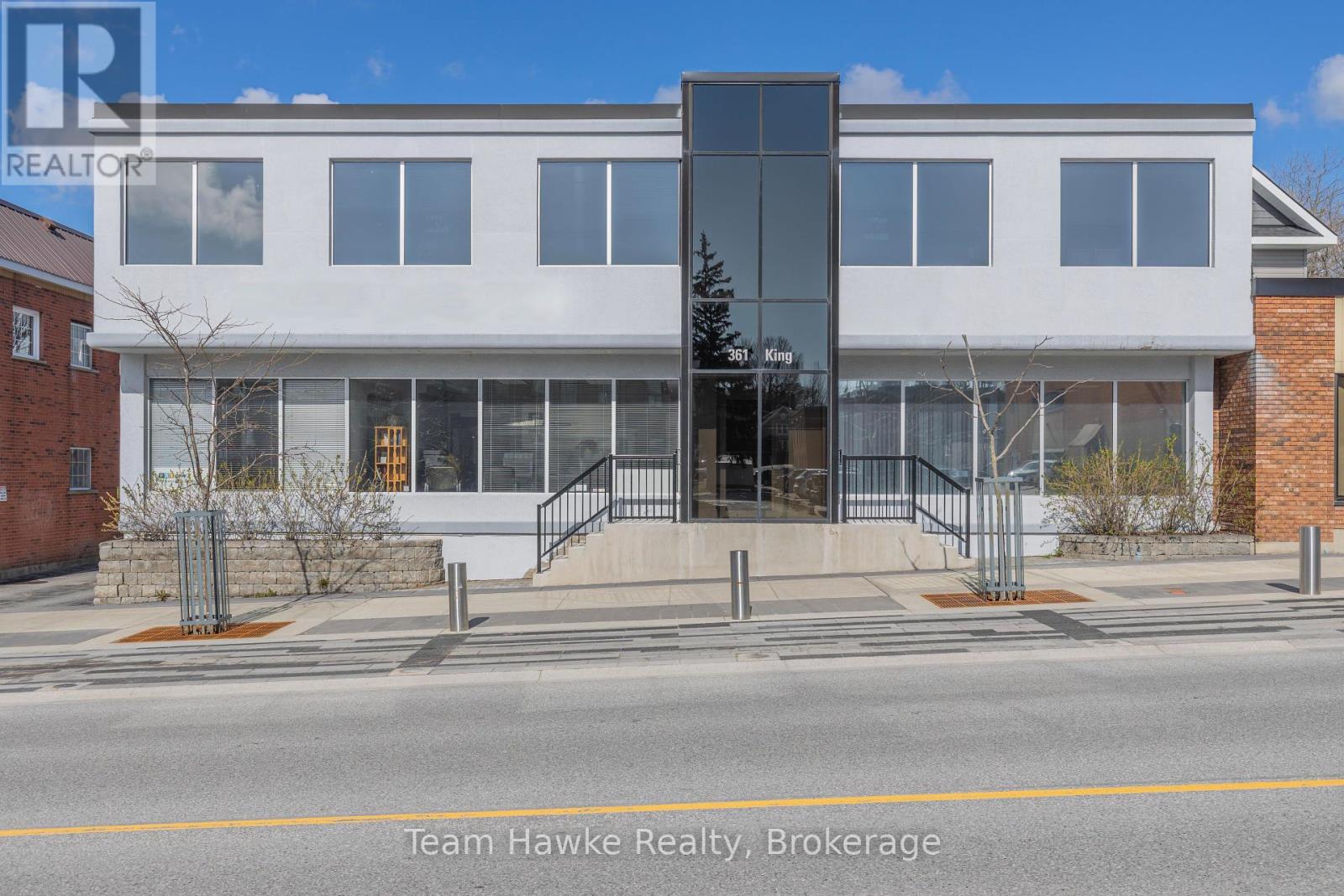 Photo 11 of 2 W 361 King Street, Midland ON