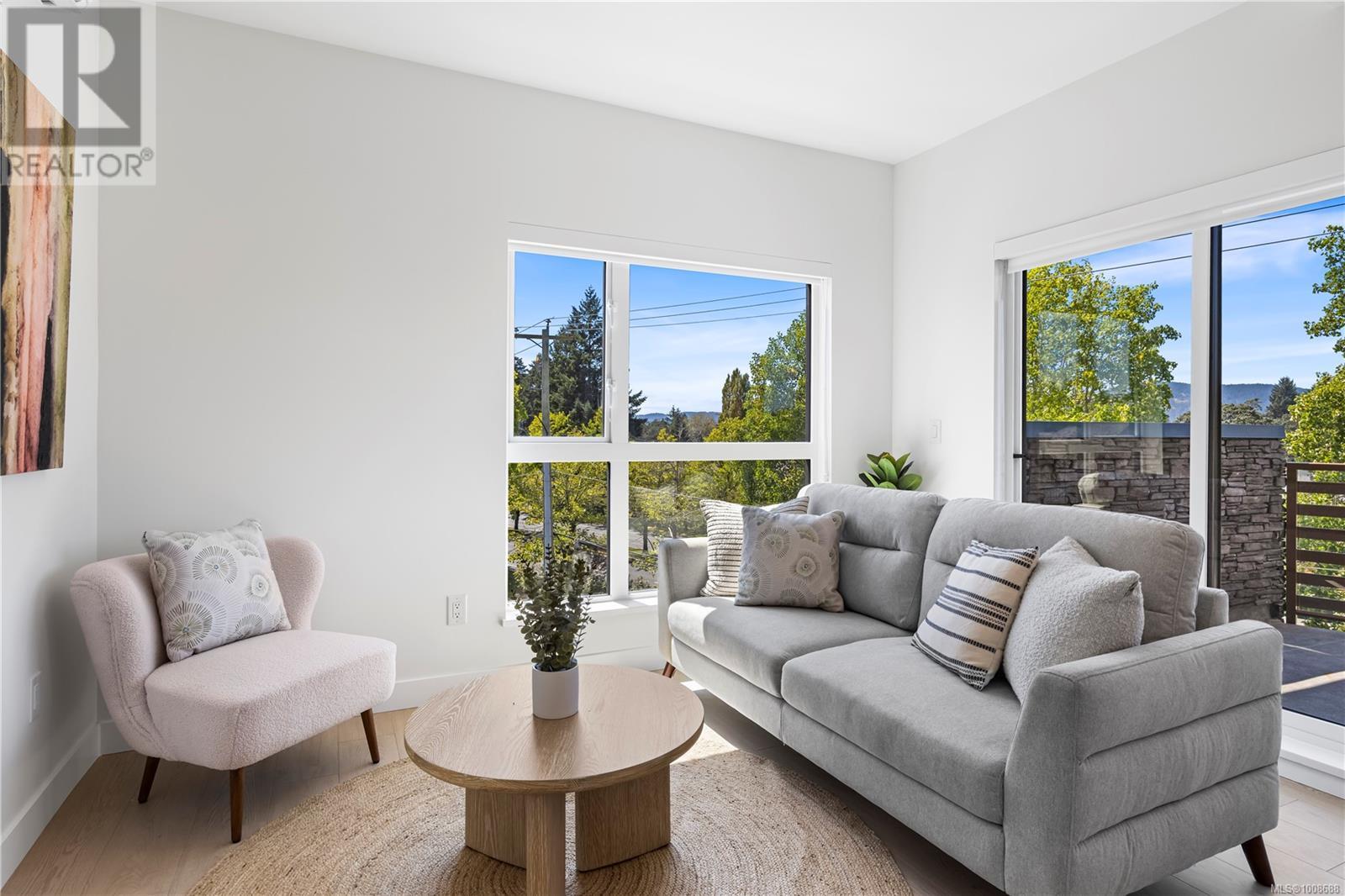 Photo 11 of 501 2629 Millstream Rd, Langford BC