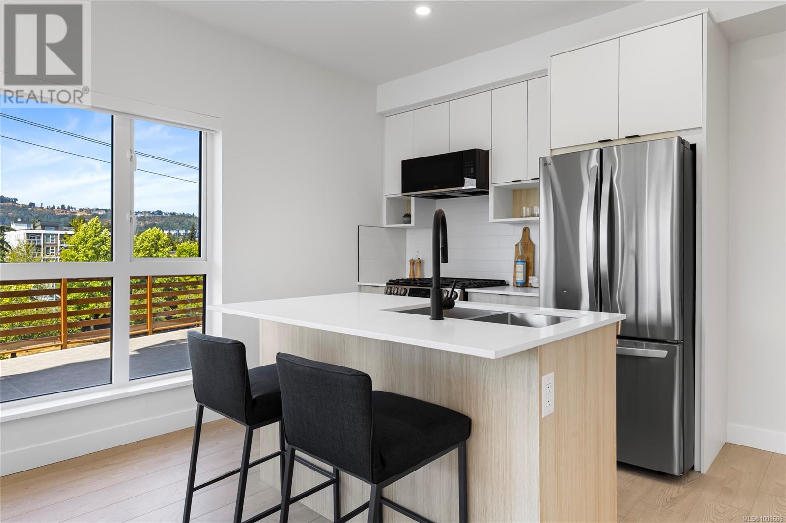 Photo 12 of 404 2629 Millstream Rd, Langford BC