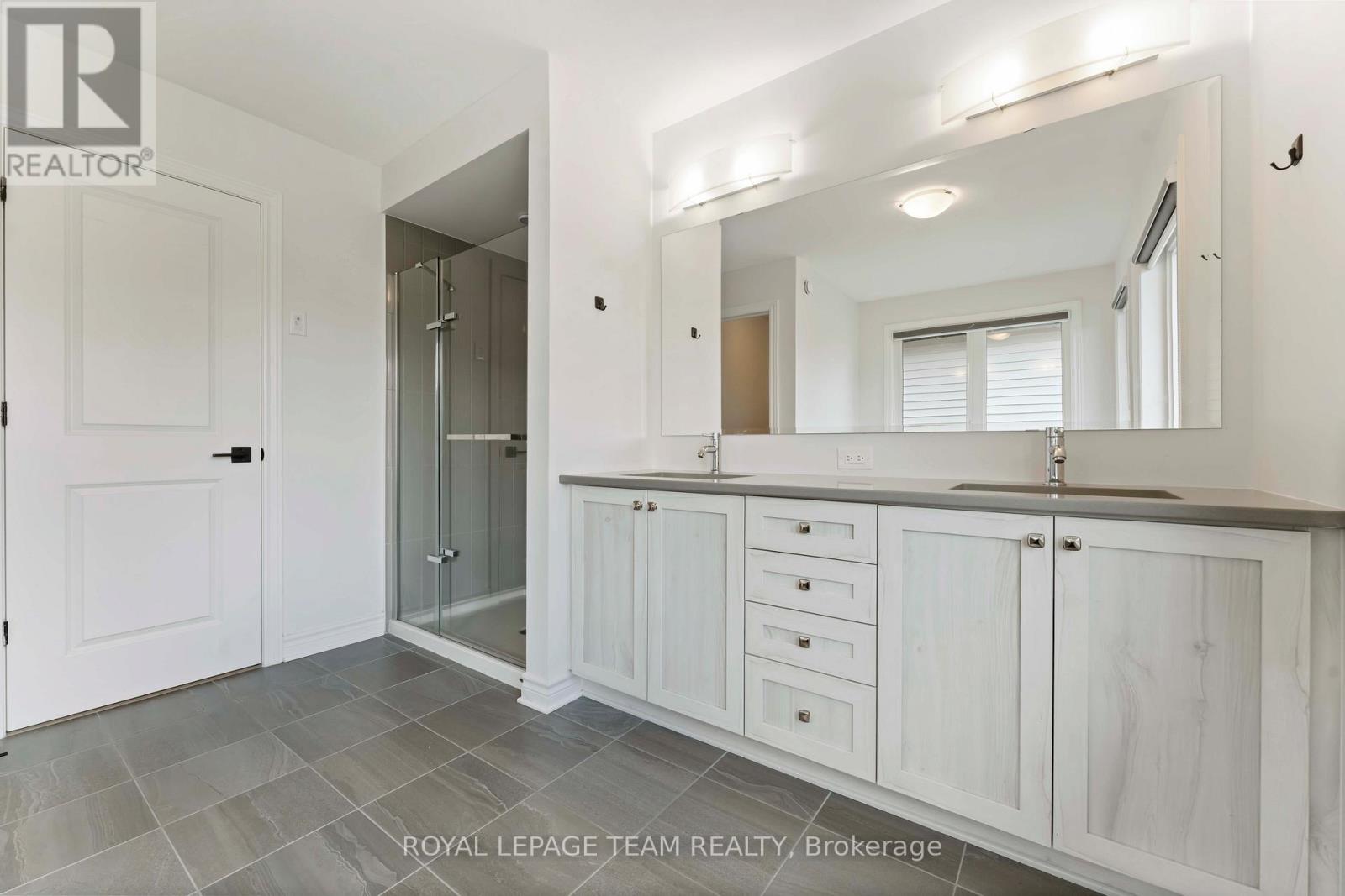 Photo 23 of 1010 Brian Good Avenue, Ottawa ON