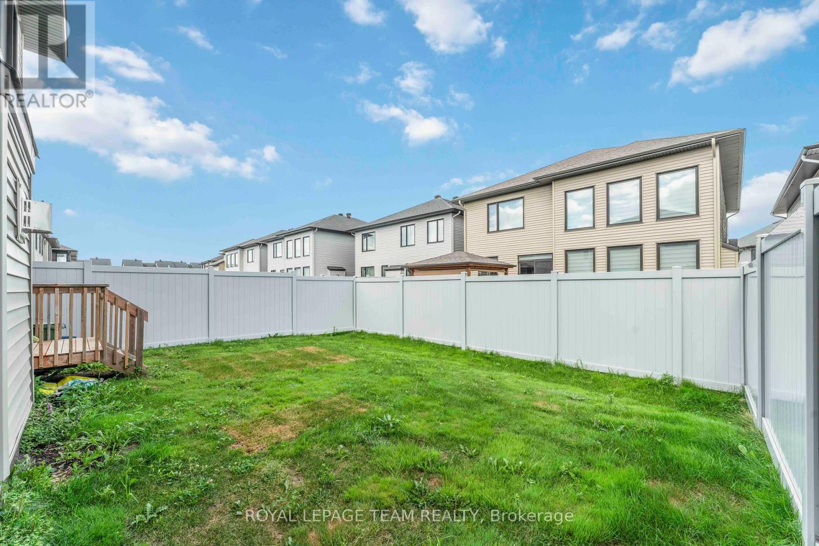 Photo 15 of 1010 Brian Good Avenue, Ottawa ON