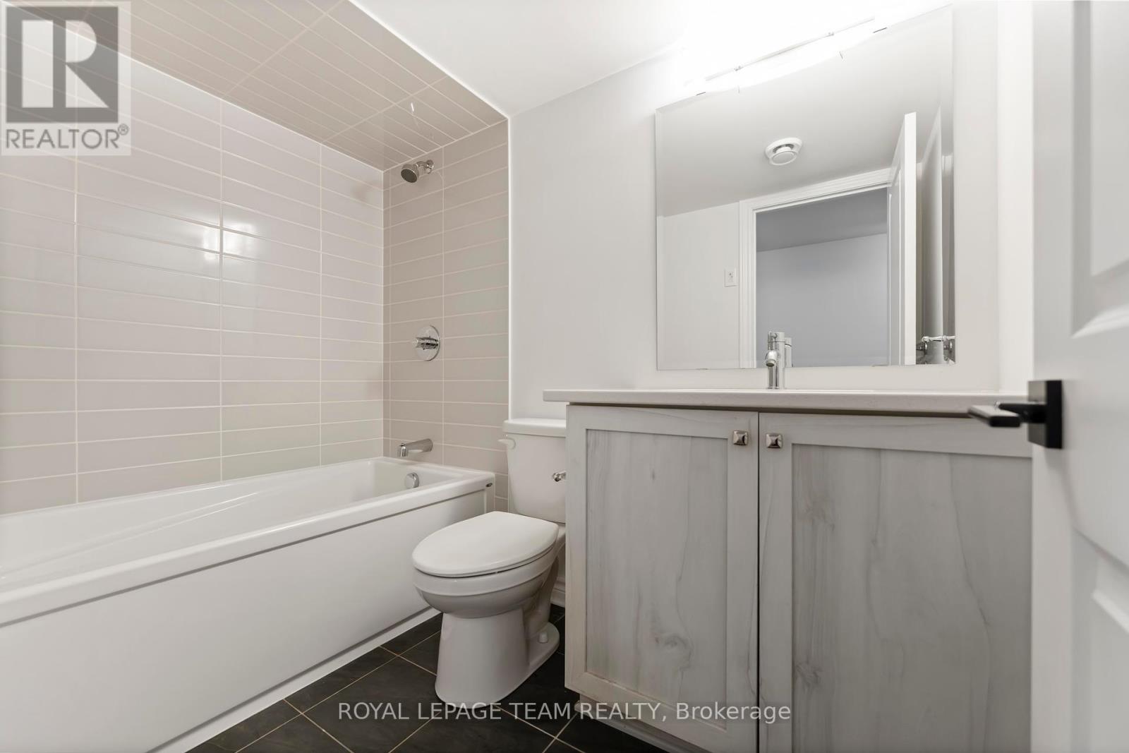 Photo 40 of 1010 Brian Good Avenue, Ottawa ON