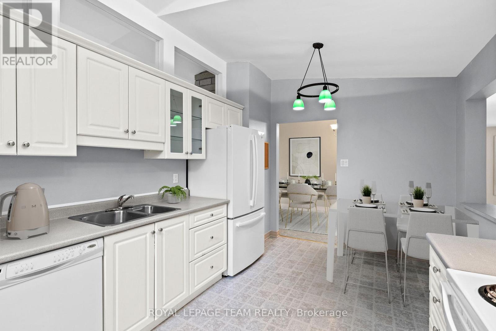 Photo 27 of 1952 Fairbanks Avenue, Ottawa ON