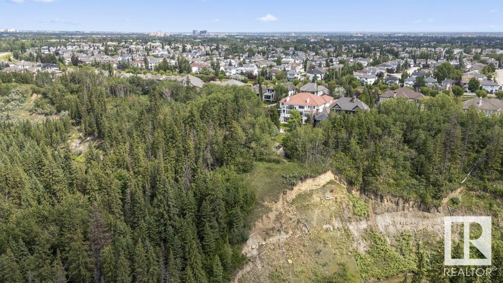 Photo 66 of 1128 119 St Nw, Edmonton AB