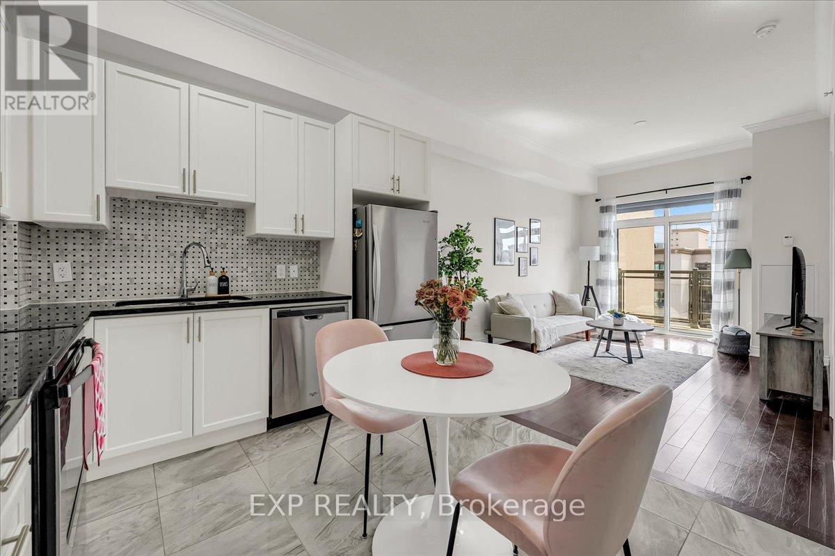 Photo 1 of 819 2486 Old Bronte Road, Oakville ON