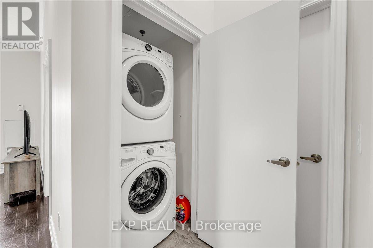 Photo 21 of 819 2486 Old Bronte Road, Oakville ON