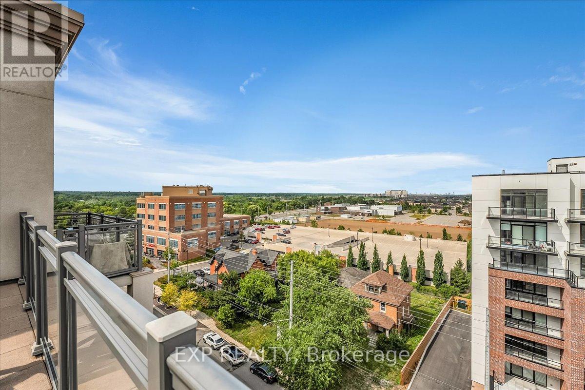 Photo 23 of 819 2486 Old Bronte Road, Oakville ON