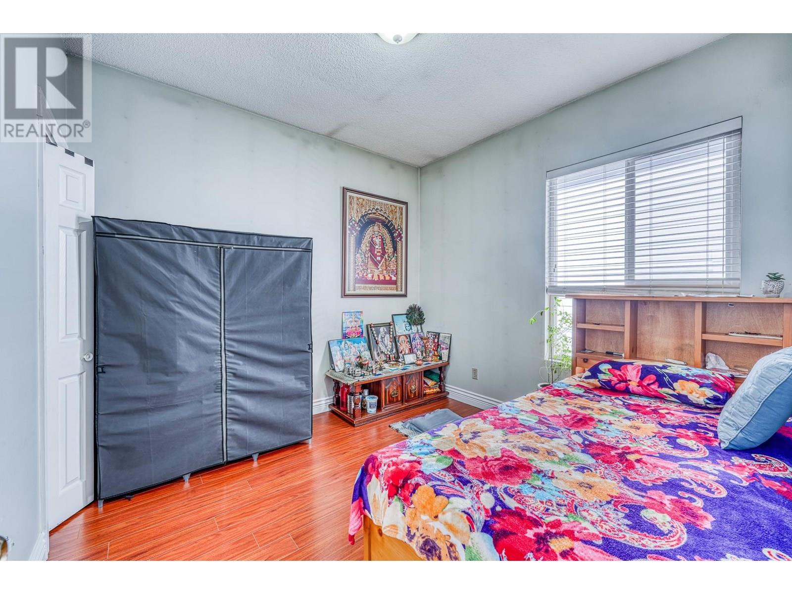 Photo 18 of 483 E 47th Avenue, Vancouver BC