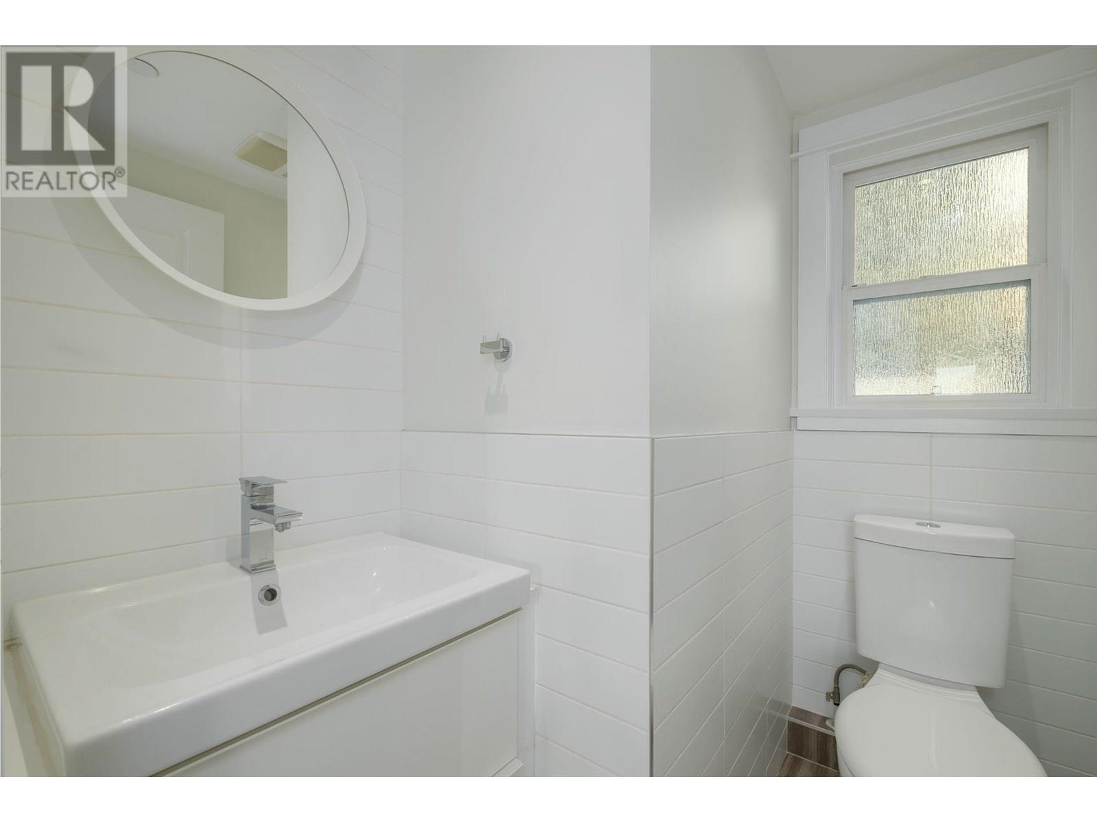 Photo 12 of 3217 Matapan Crescent, Vancouver BC