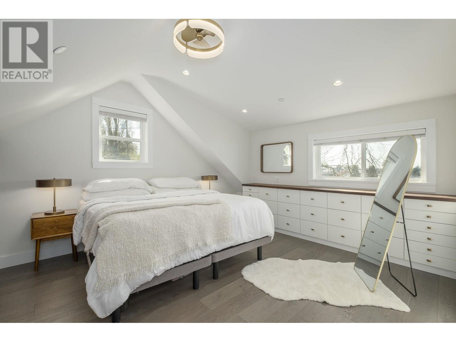 Photo 13 of 3217 Matapan Crescent, Vancouver BC