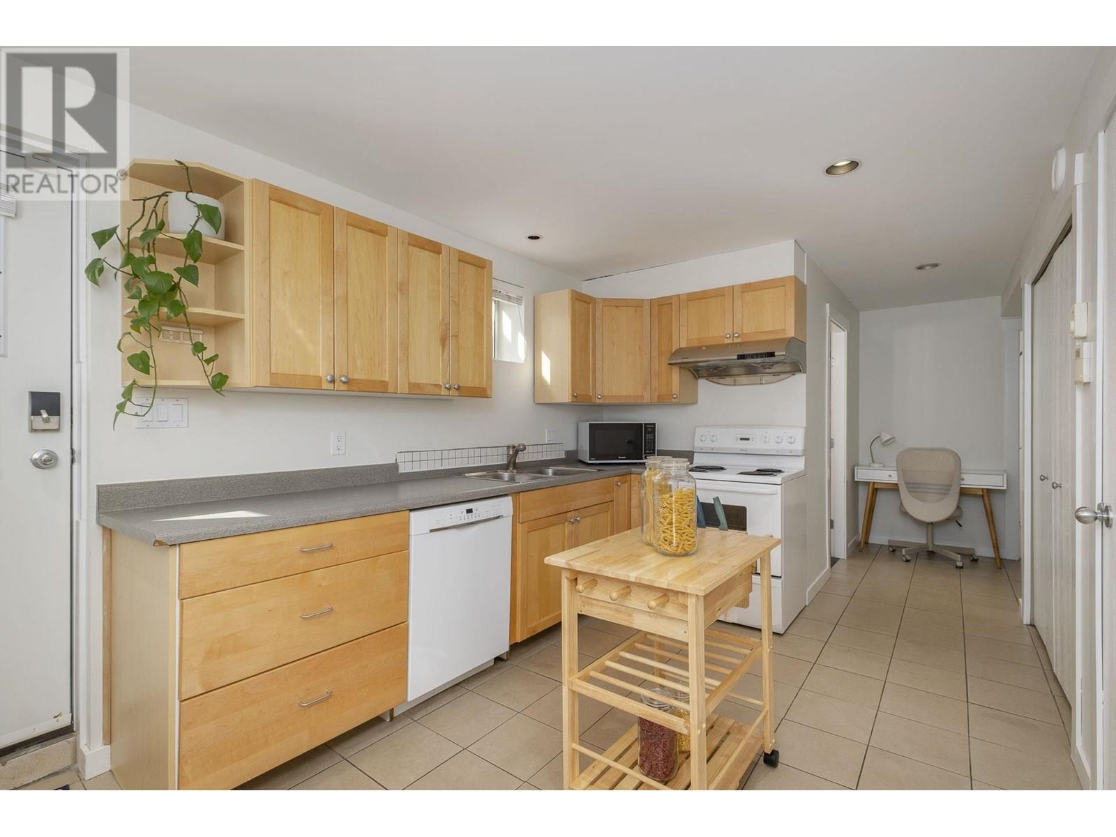 Photo 32 of 3217 Matapan Crescent, Vancouver BC