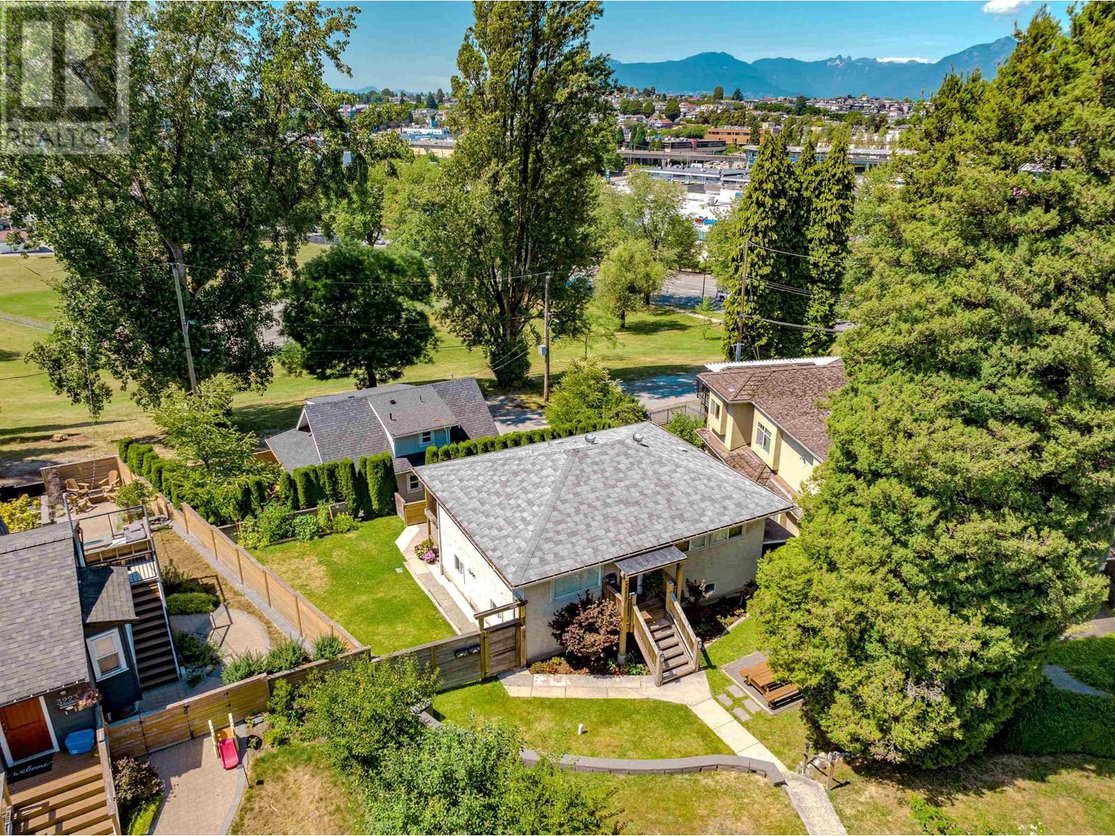 Photo 39 of 3217 Matapan Crescent, Vancouver BC
