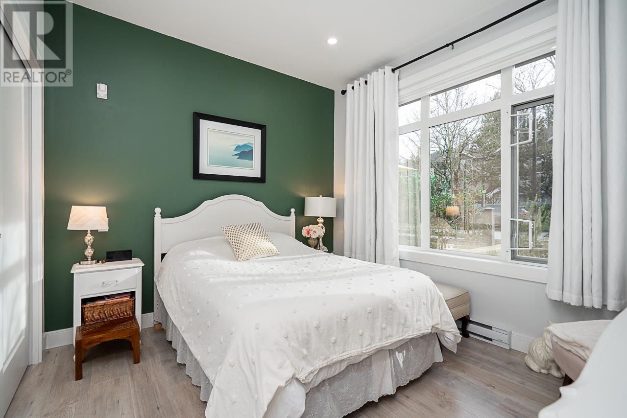 Photo 17 of 103 7131 17 Avenue, Burnaby BC