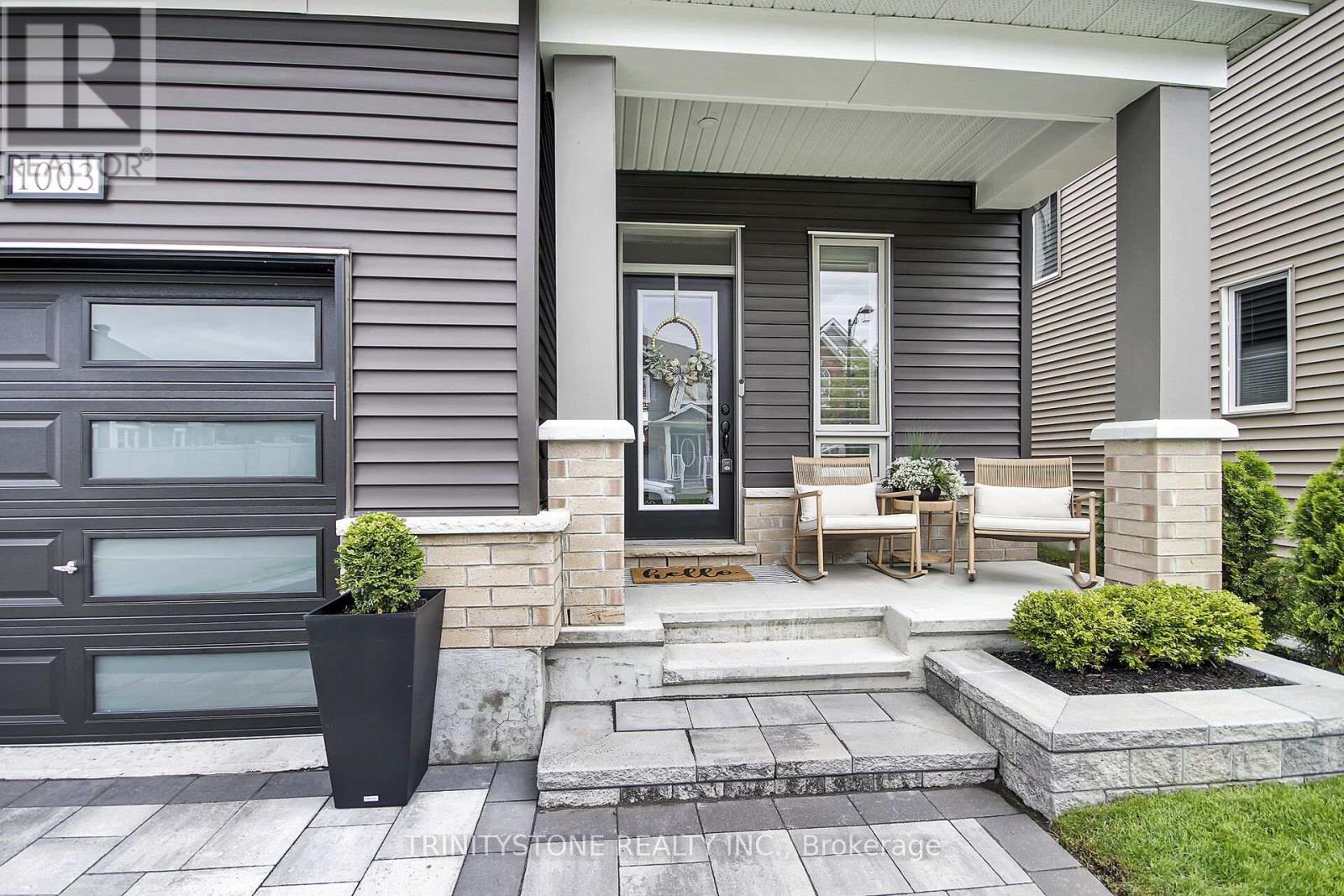 Beautiful interlock