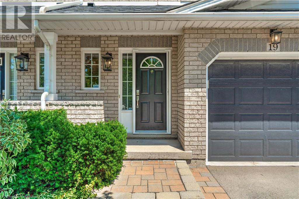 Photo 2 of 2151 Walkers Line Unit 19, Burlington ON
