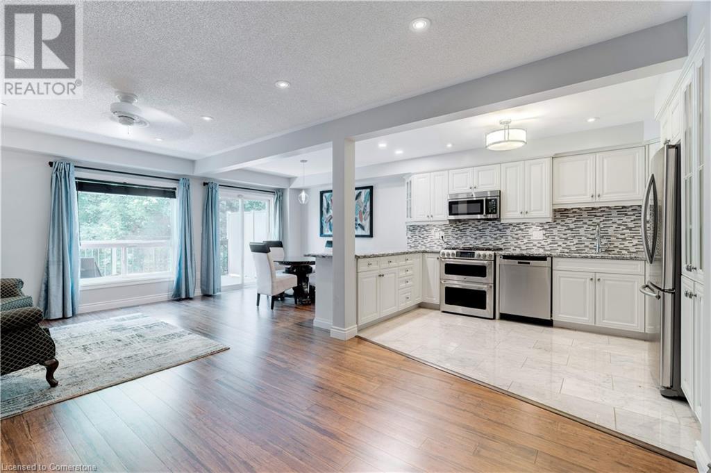 Photo 8 of 2151 Walkers Line Unit 19, Burlington ON