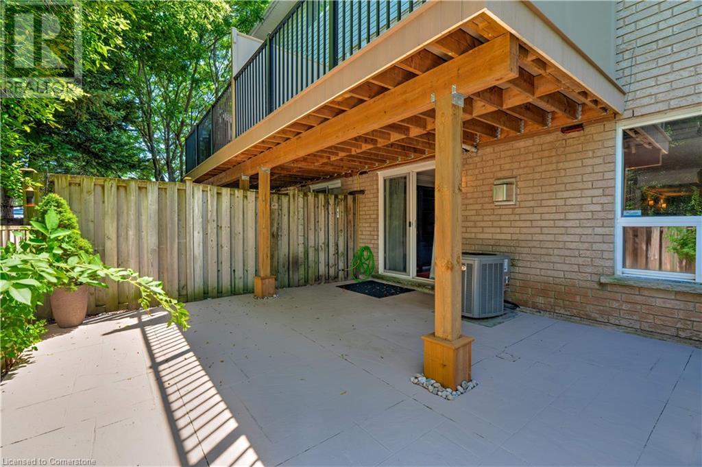 Photo 32 of 2151 Walkers Line Unit 19, Burlington ON