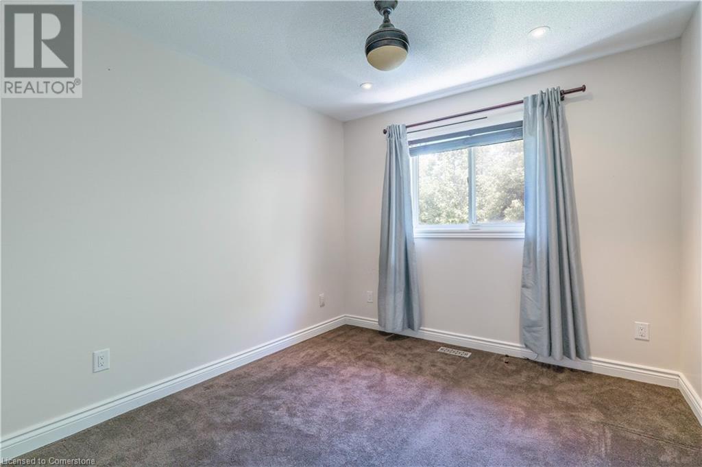 Photo 23 of 2151 Walkers Line Unit 19, Burlington ON