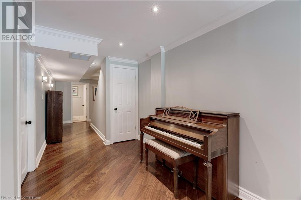 Photo 29 of 2151 Walkers Line Unit 19, Burlington ON