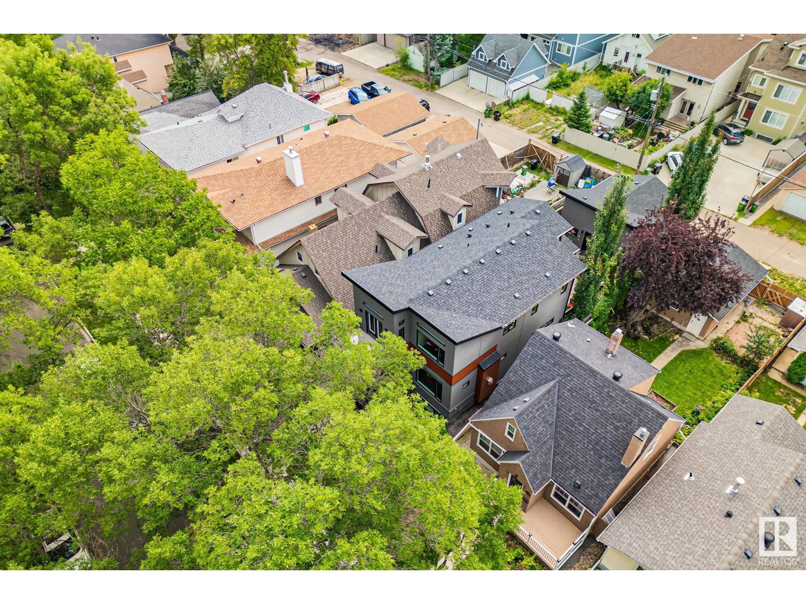 Photo 65 of 11121 81 Av Nw, Edmonton AB