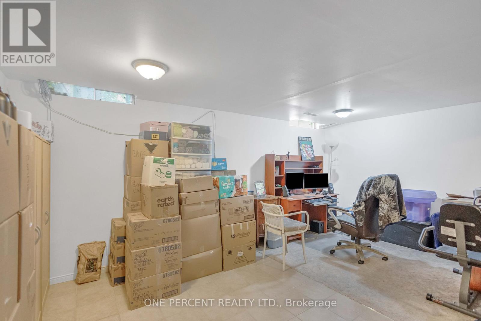 Photo 7 of 40 215 Glamis Road, Cambridge ON