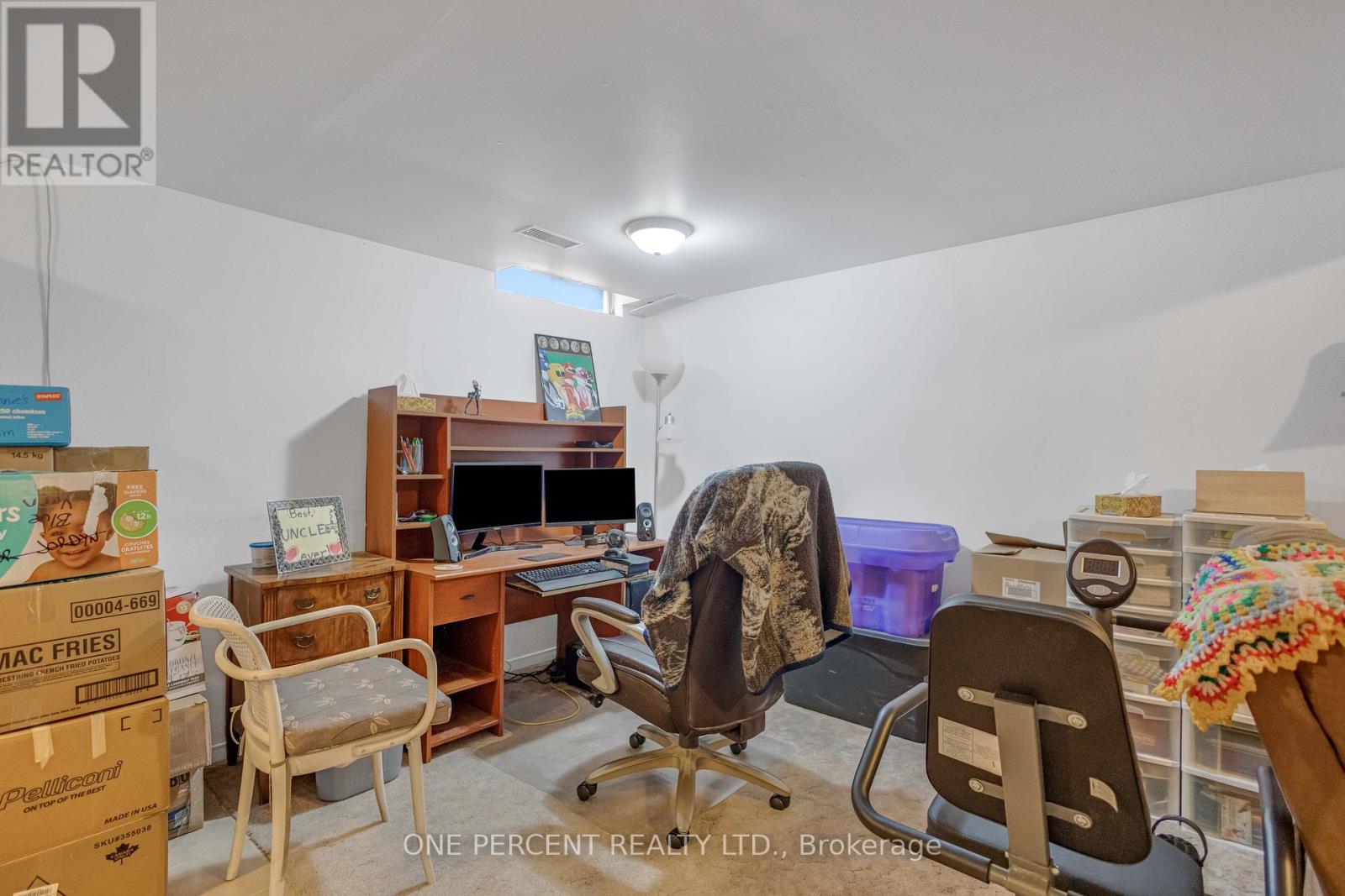 Photo 23 of 40 215 Glamis Road, Cambridge ON