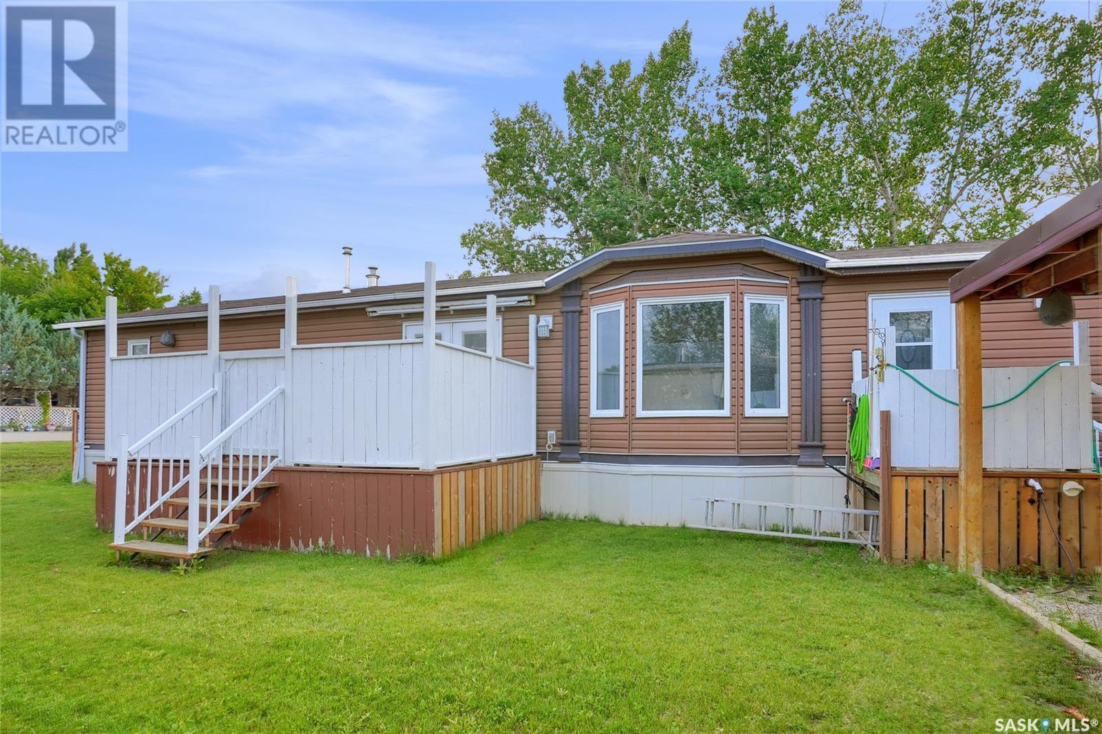 Photo 5 of F 2 1455 9th Avenue Ne, Moose Jaw SK