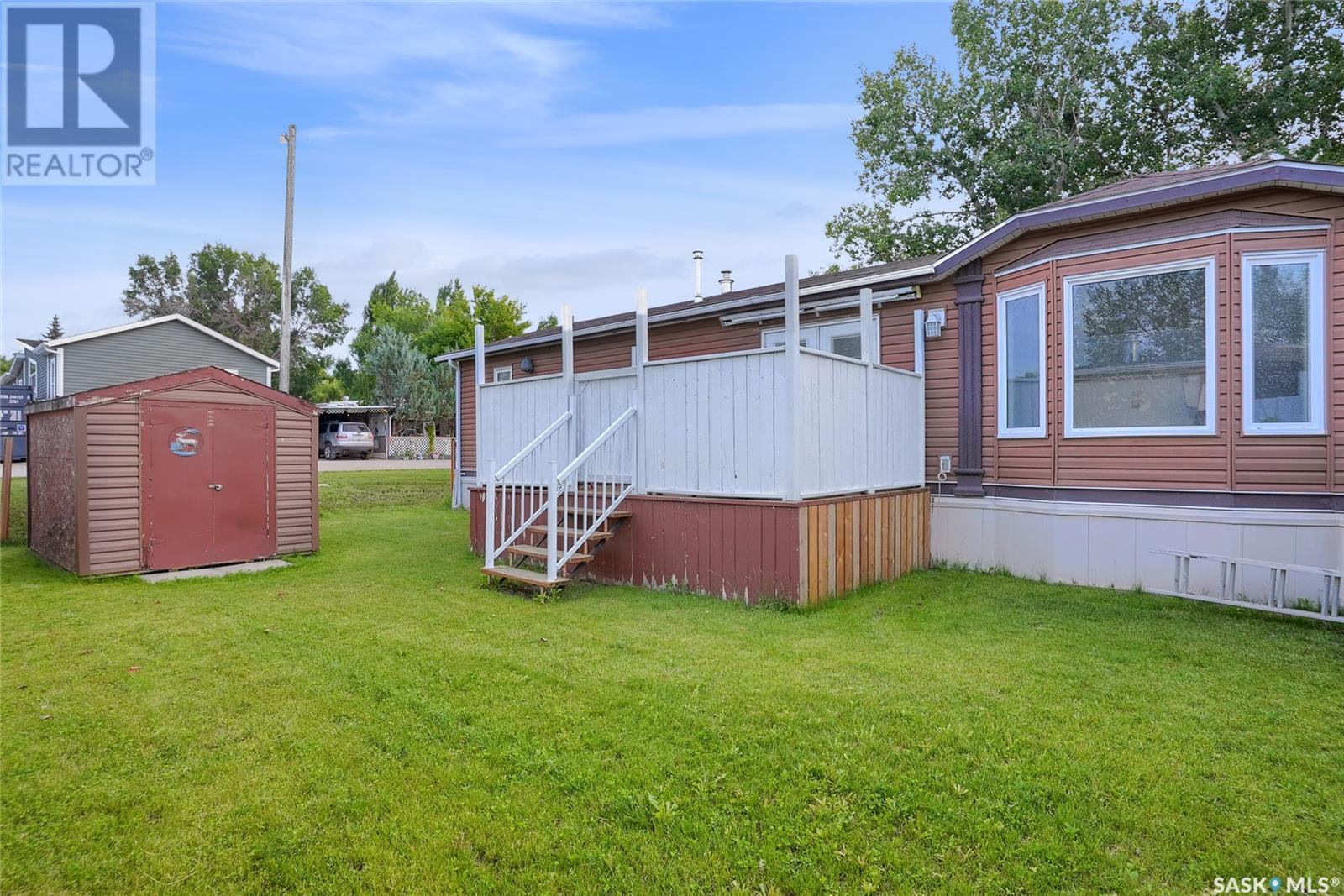 Photo 2 of F 2 1455 9th Avenue Ne, Moose Jaw SK
