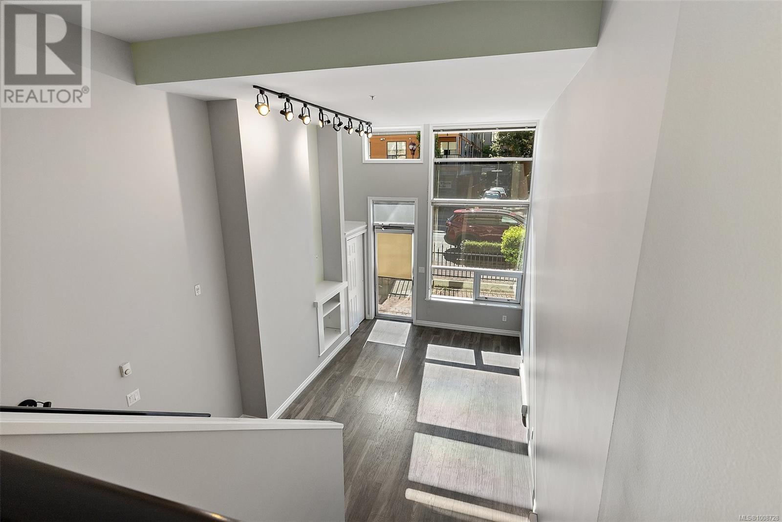 Photo 6 of 106 866 Goldstream Ave, Langford BC
