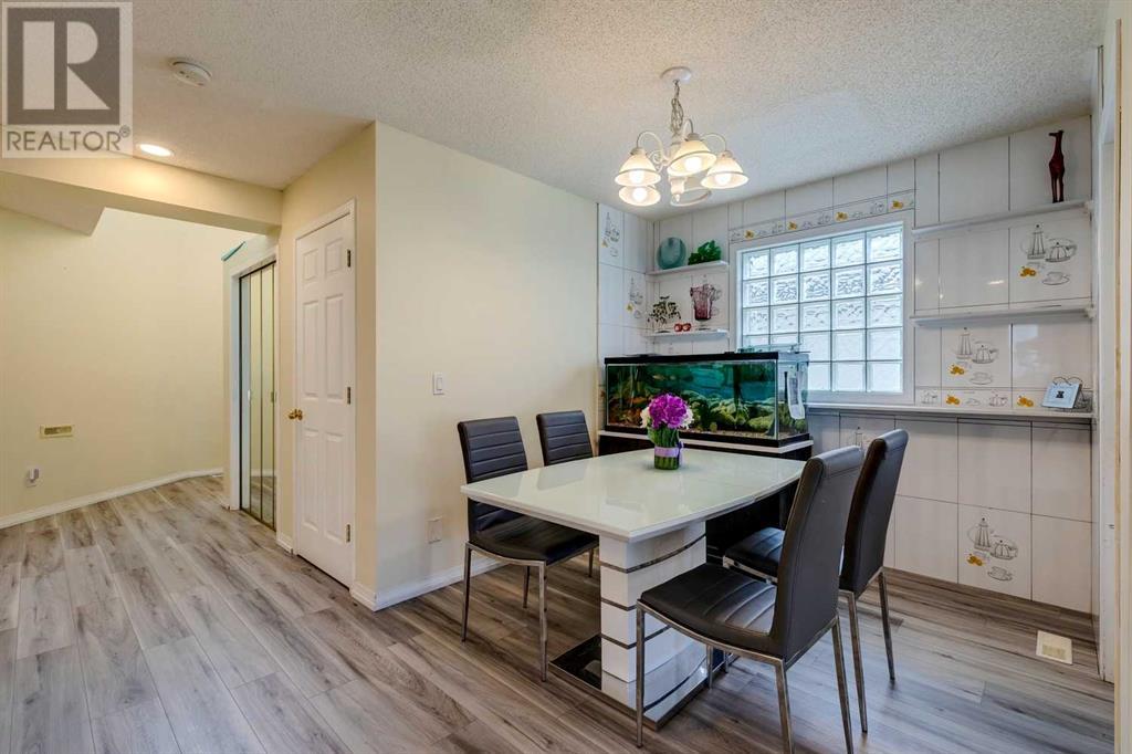 Photo 10 of 47 Erin Grove Se, Calgary AB