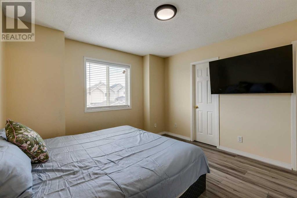 Photo 16 of 47 Erin Grove Se, Calgary AB