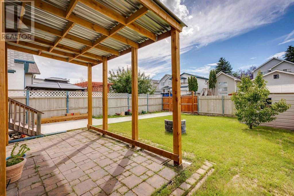 Photo 32 of 47 Erin Grove Se, Calgary AB