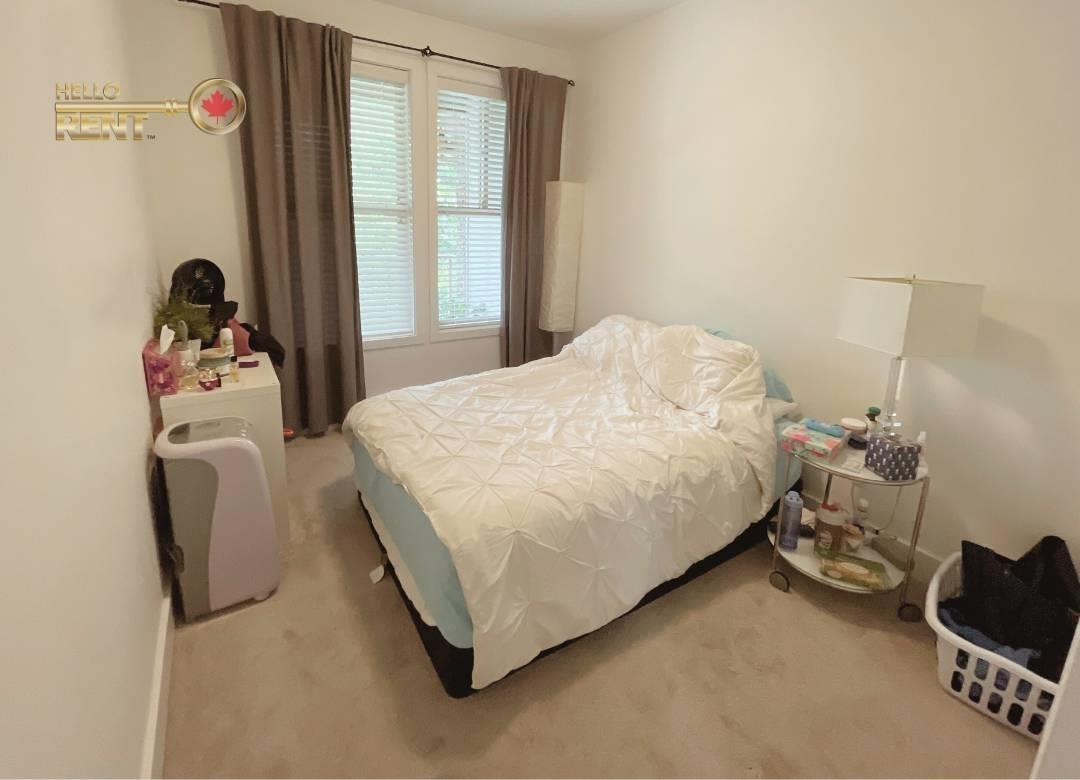 Photo 10 of 311 3355 Rosemary Heights Drive, Surrey BC